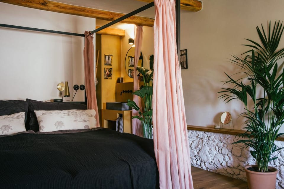 Bed, Bathroom, Bedroom