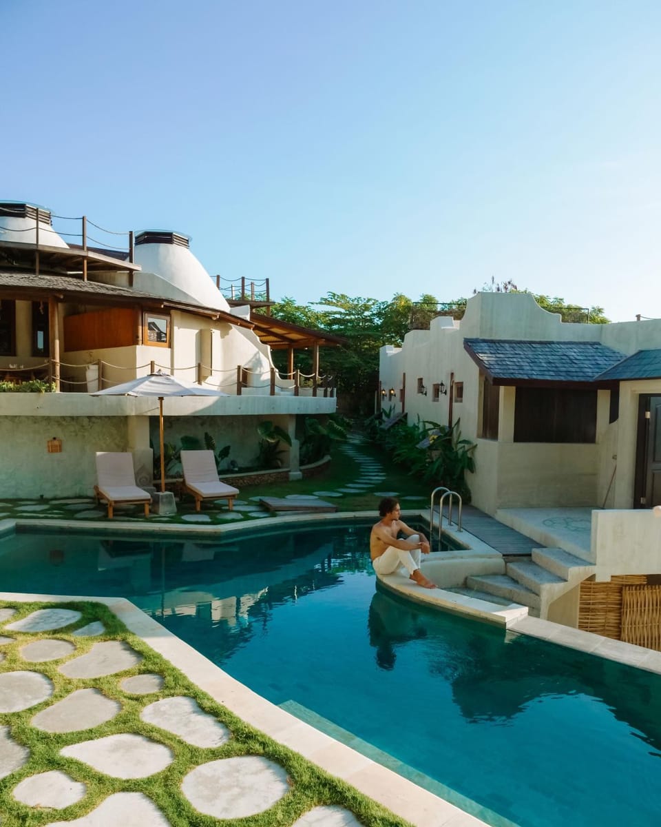 Pool view, Swimming pool