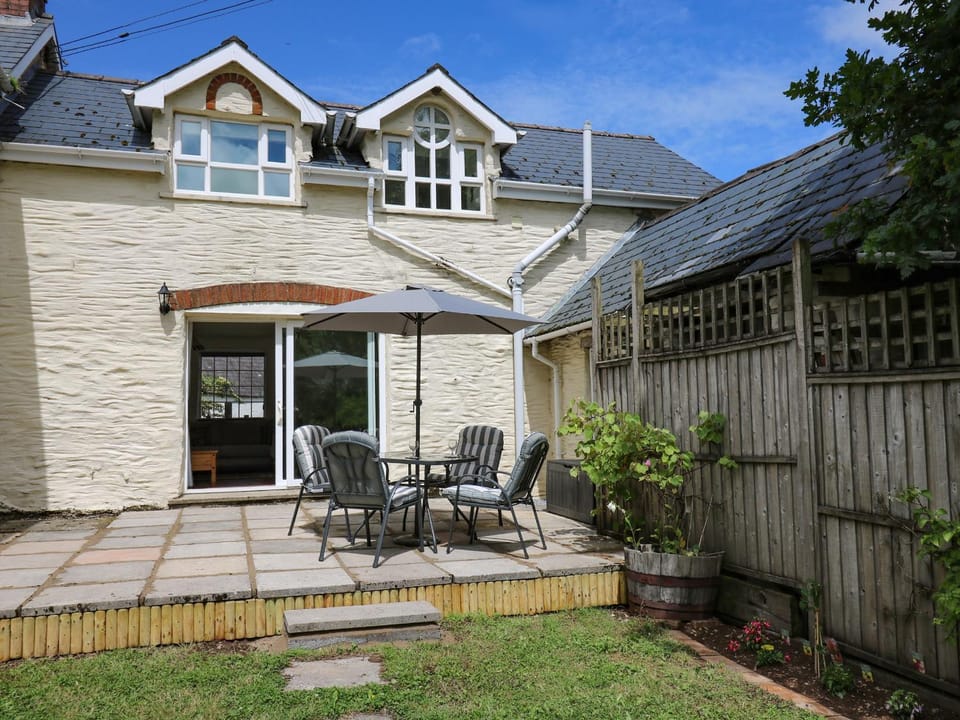Spring Cottage House in Wales