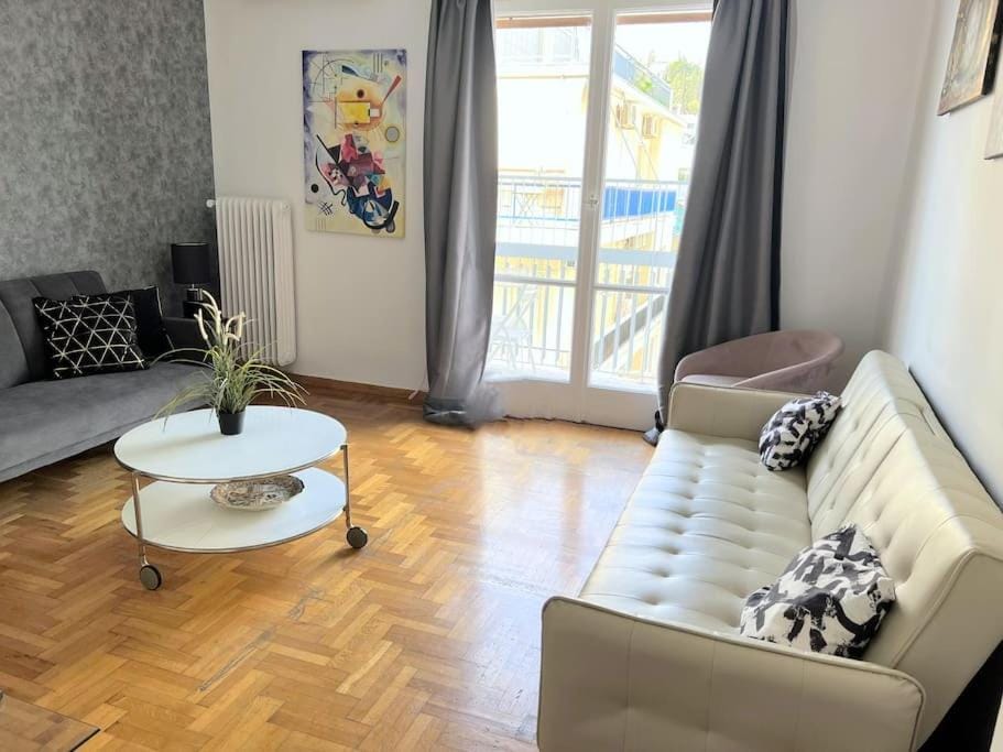 Eχquisite apt in Acropolis-plaka/vaccinatedHost Apartment in Athens