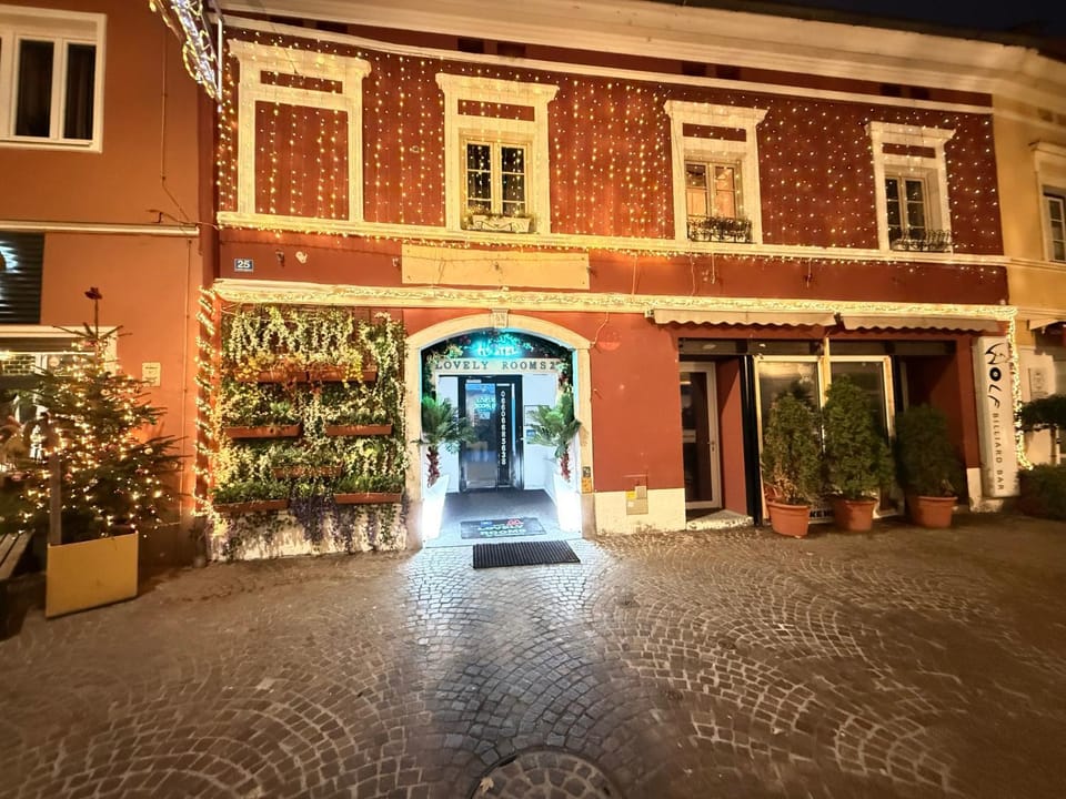 Property building, Facade/entrance