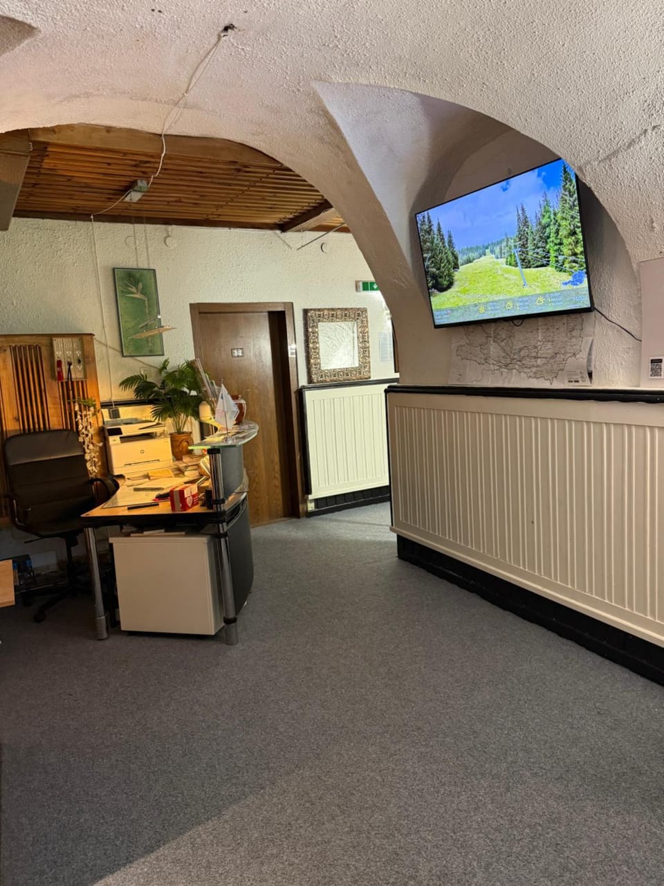 TV and multimedia, Lobby or reception