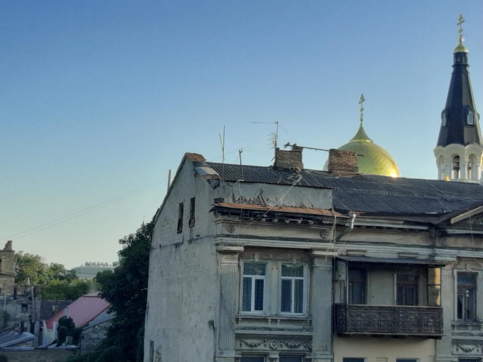 Возле вокзала в Сердце Одессы студія Apartment in Odessa