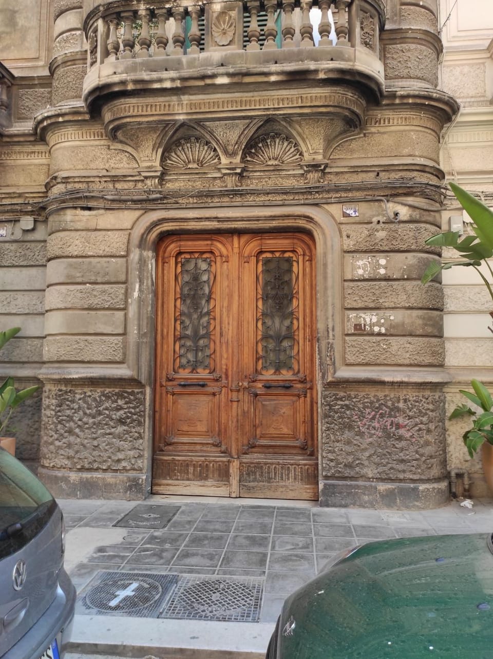 Facade/entrance