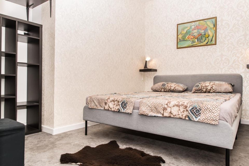 Bedroom, wardrobe