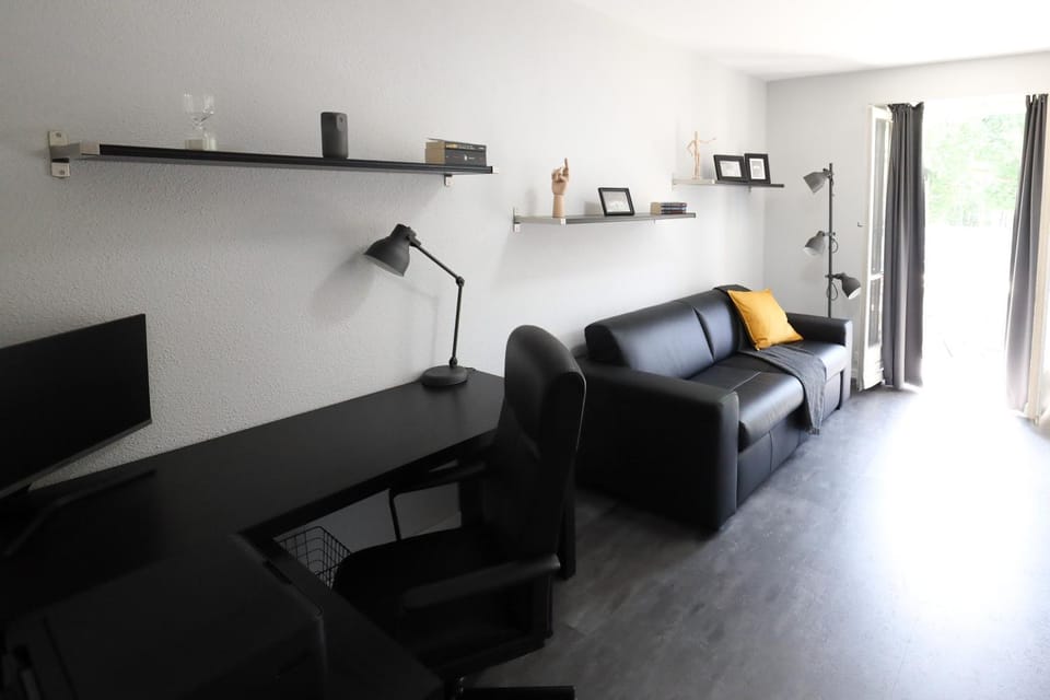 Business facilities, Bedroom