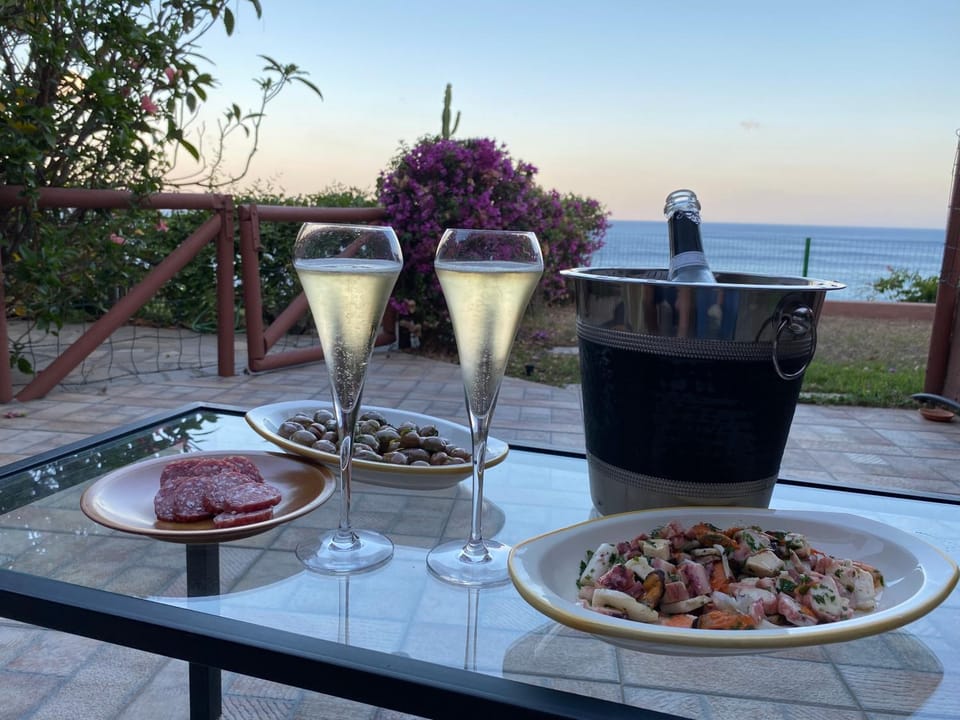 Food and drinks, Dinner, Drinks
