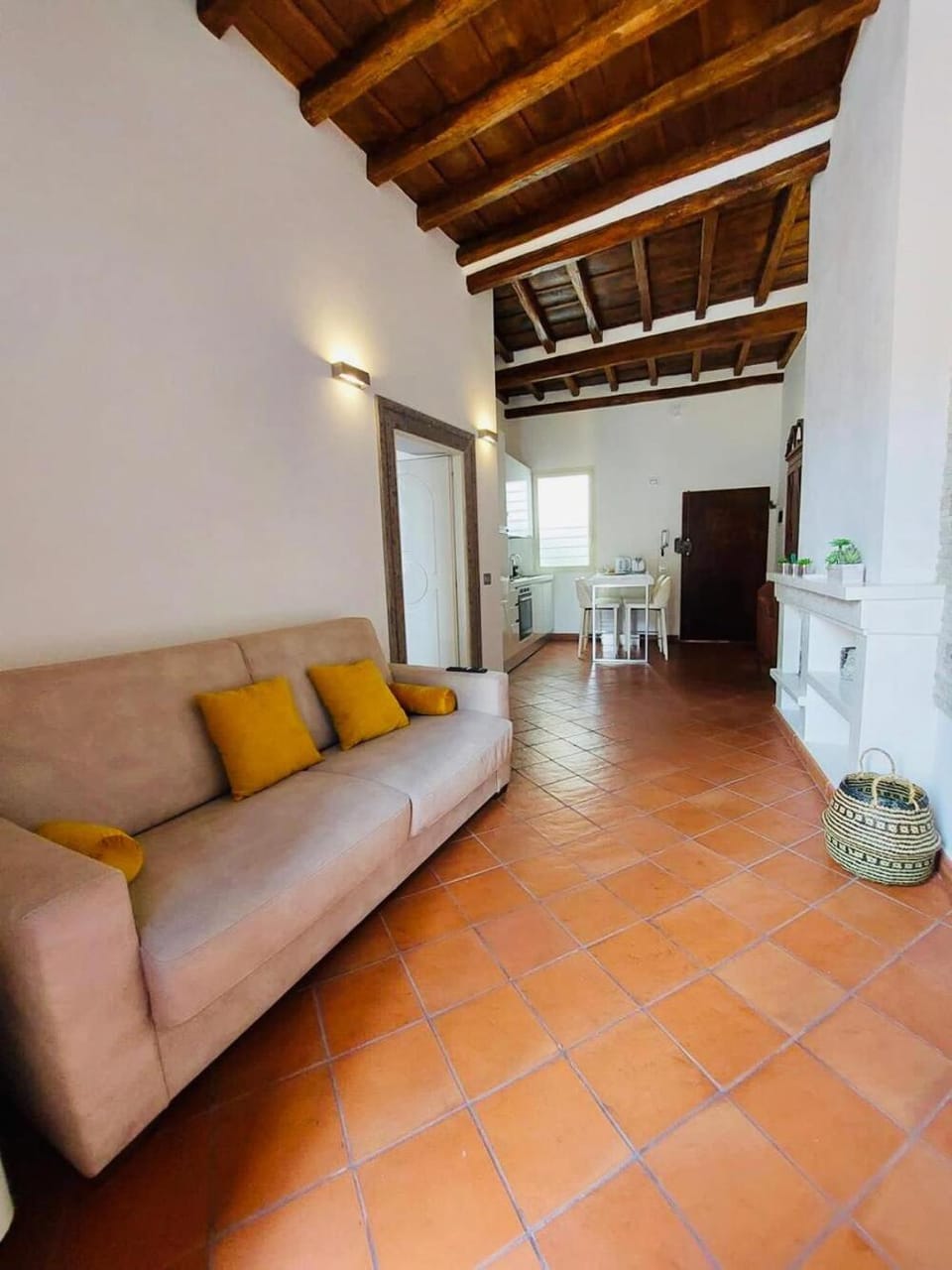 Communal lounge/ TV room