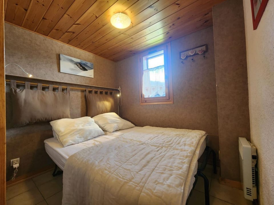 Studio cabine moderne proche téléphérique Morillon - FR-1-629-74 Cabin in Morillon