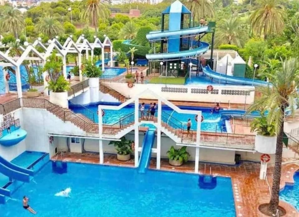 Benalbeach, estudio en primera línea de playa Apartment in Benalmadena