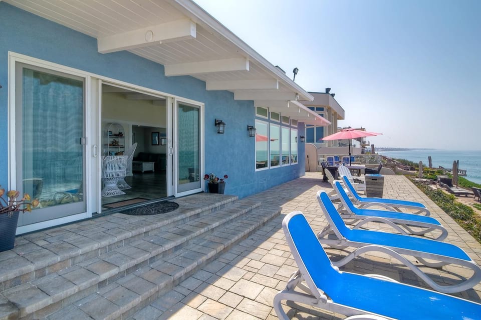 Patio, Day, View (from property/room), Balcony/Terrace, Sea view, sunbed