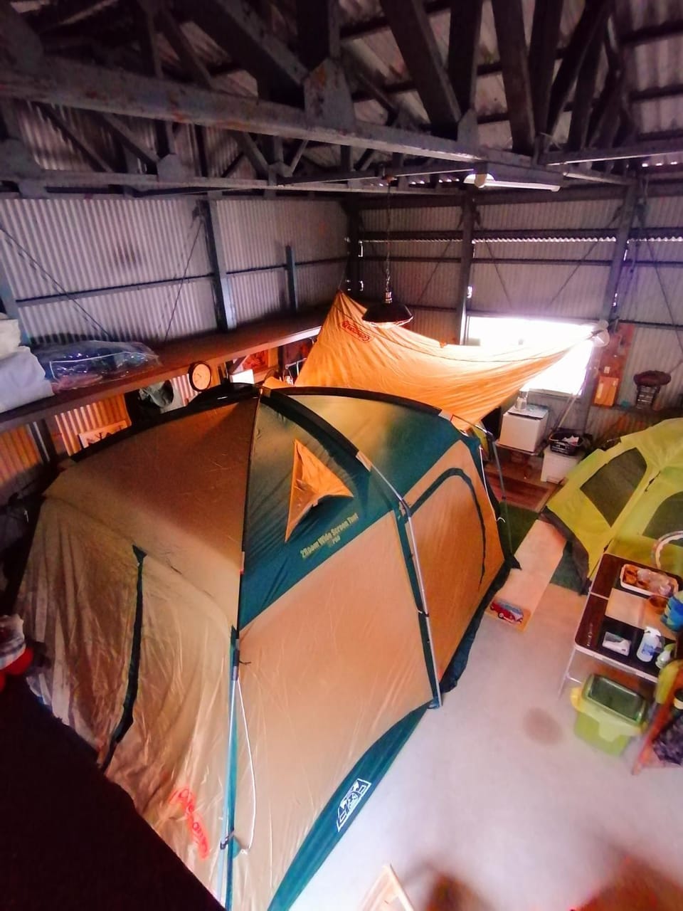 静かに過ごす室内テント Staying quietly indoor tent Campground/ 
RV Resort in Shiga, Japan
