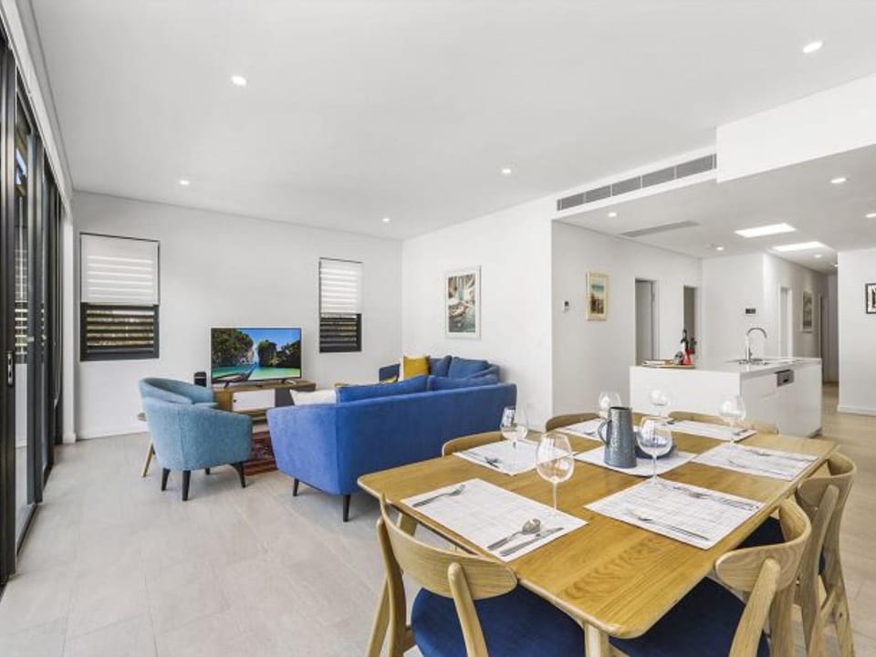 Beachfront Luxury by Experience Jervis Bay House in Huskisson