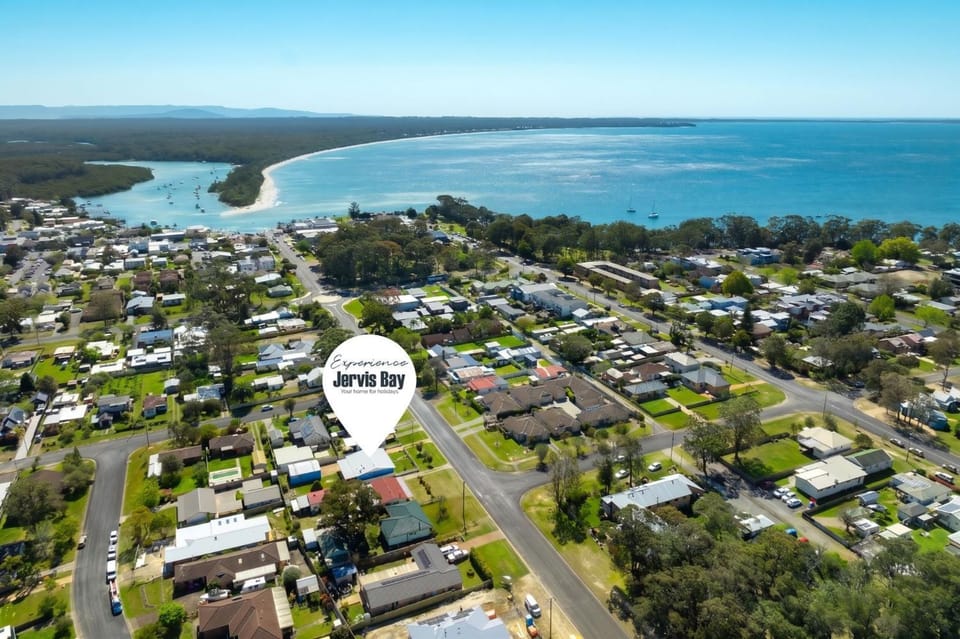 Ballena Blue by Experience Jervis Bay House in Huskisson