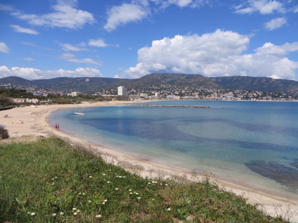 Studio calme avec terrasse à Bormes-les-Mimosas - FR-1-610-17 Apartment in Le Lavandou