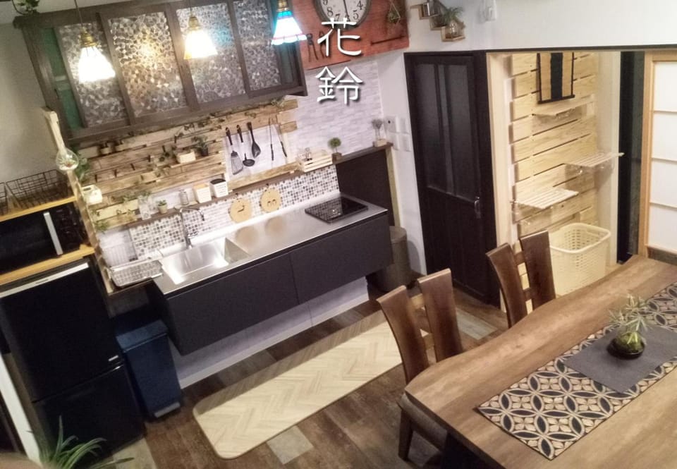 Kitchen or kitchenette, Living room, Dining area