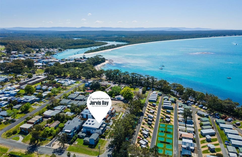 Salty Steves by Experience Jervis Bay House in Huskisson