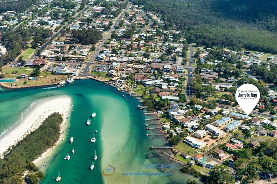 The Porthole of Huskisson by Experience Jervis Bay House in Huskisson