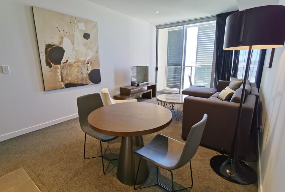 KOZYGURU Chatswood Luxury Studio Walk to Chatswood Chase NCH088-721 Apartment in Sydney