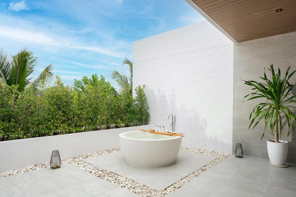 Garden, View (from property/room), Balcony/Terrace, Bath
