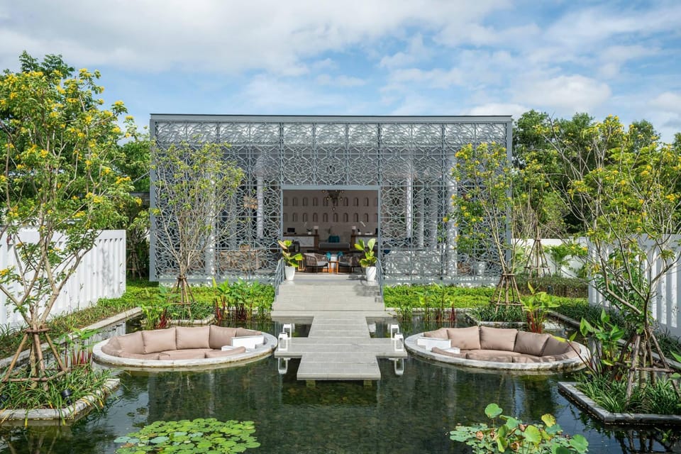 Facade/entrance, Garden, Lobby or reception