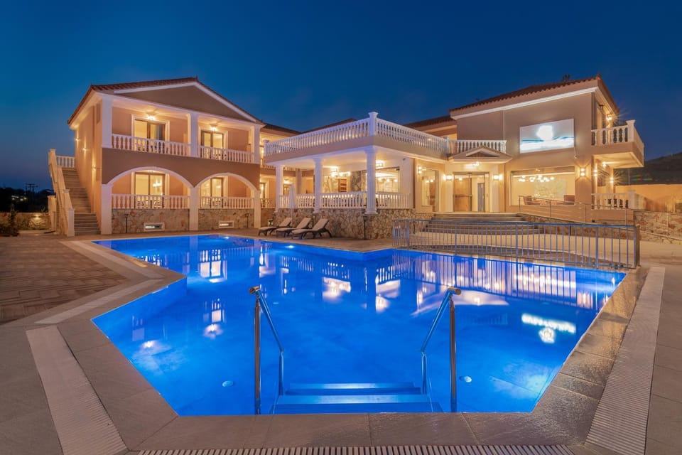 Property building, Swimming pool
