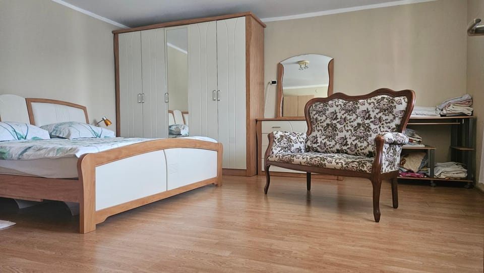Property building, Bedroom