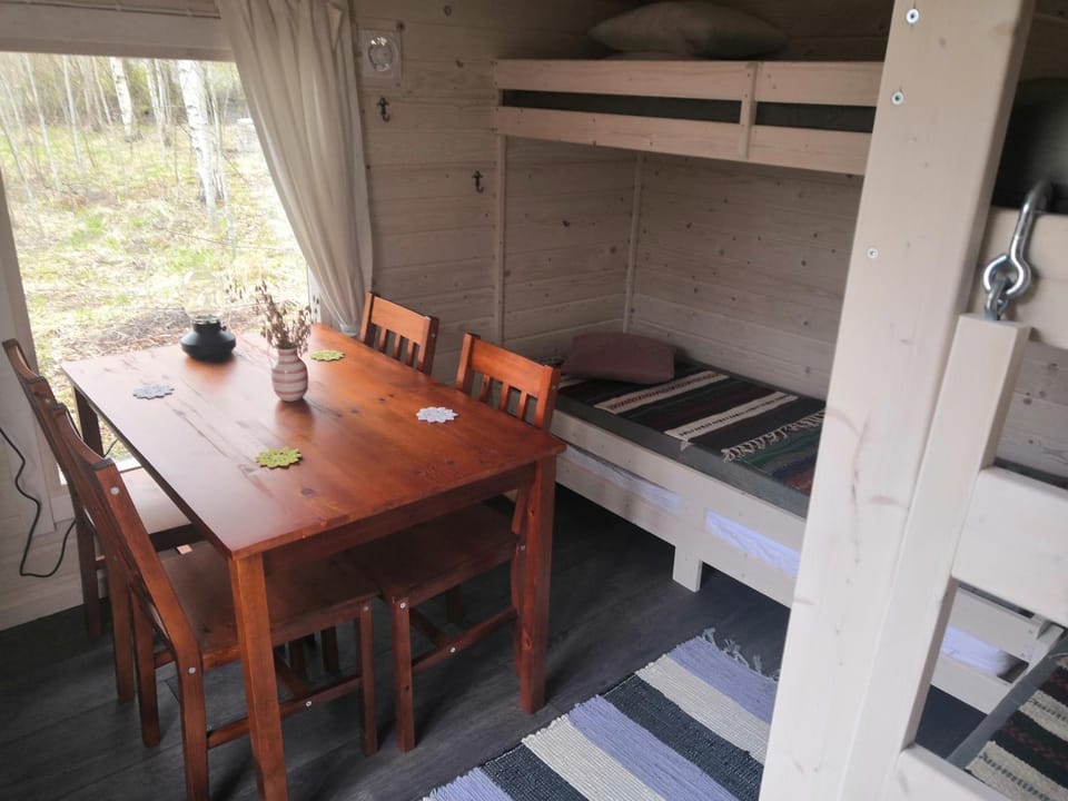 Photo of the whole room, Dining area