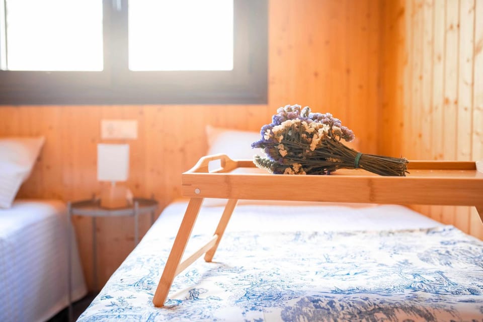 Bed, Decorative detail, Bedroom