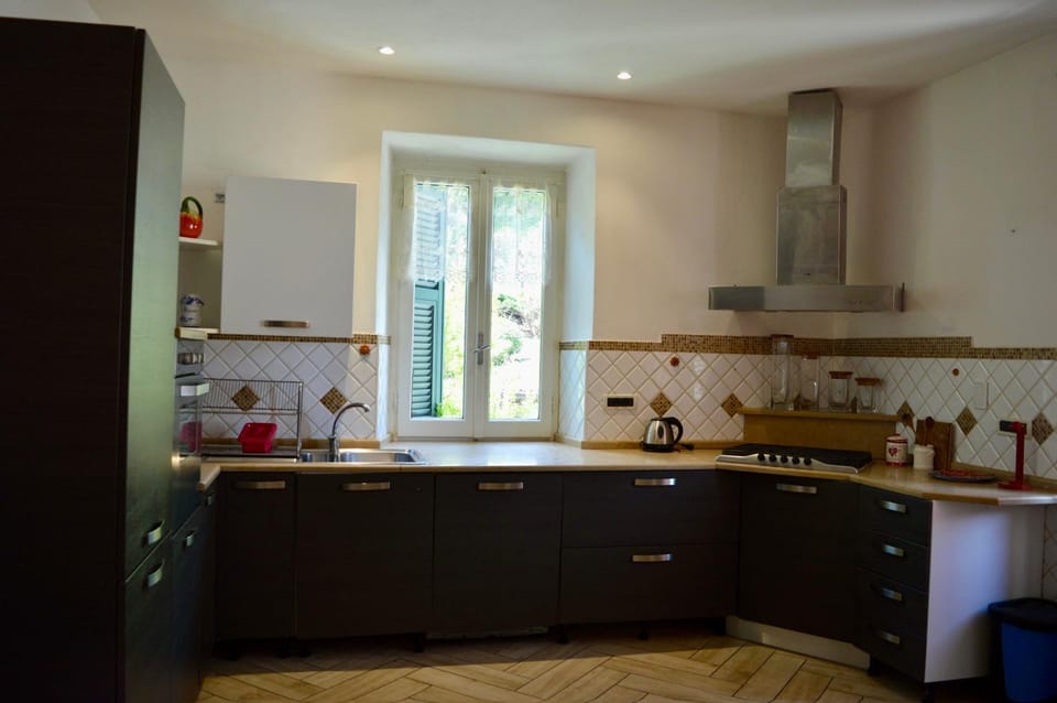 Il marchese Malaspina con idromassaggio House in Province of Massa and Carrara