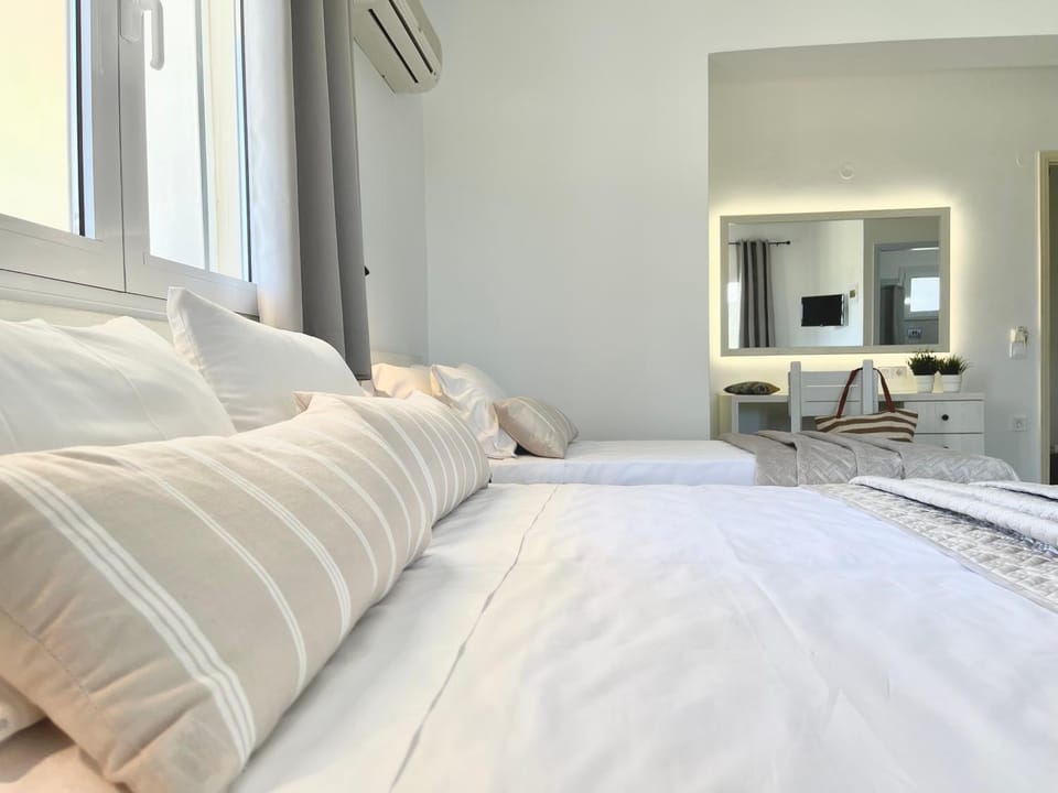 Folk Studio at Regina Apartments Apartment in Alikanas