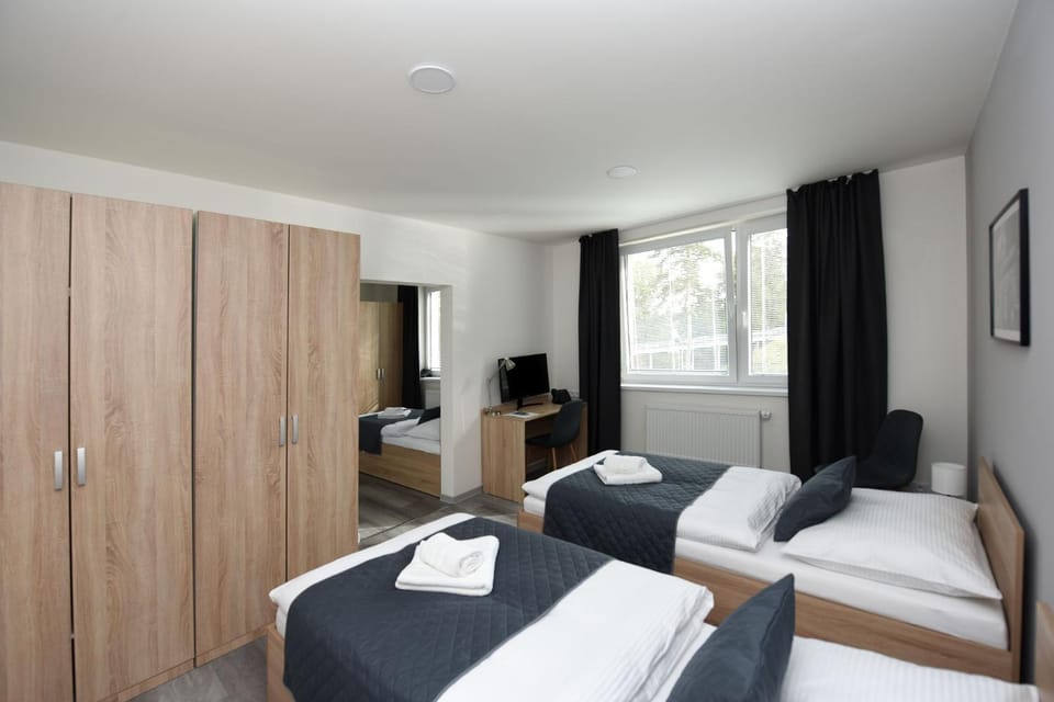 Bed, TV and multimedia, Bedroom, towels, wardrobe