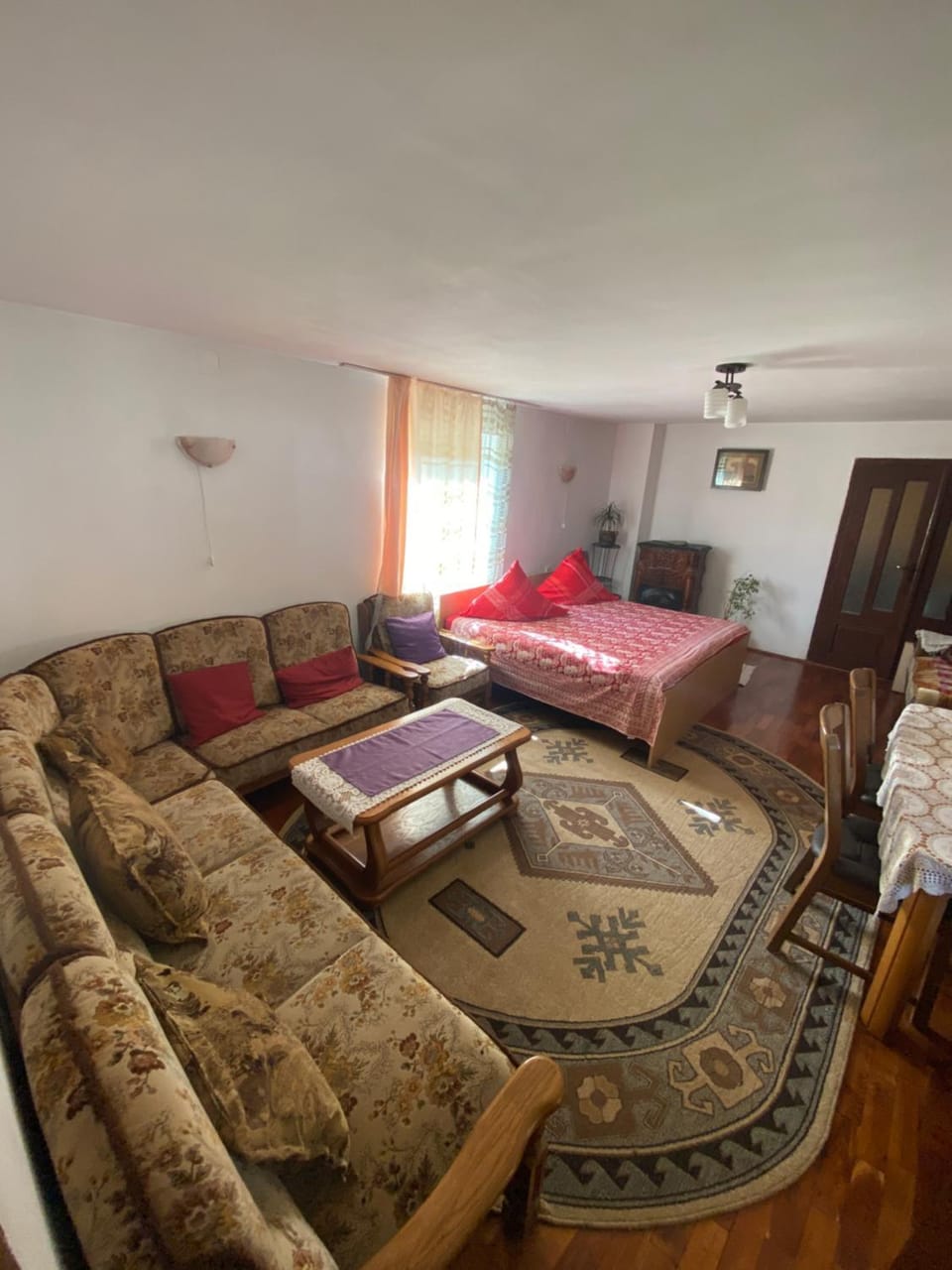 Photo of the whole room