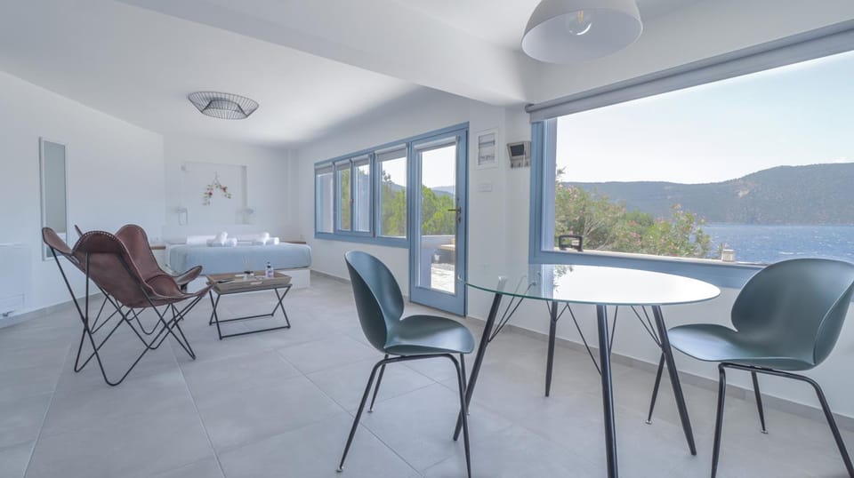 Property building, Photo of the whole room