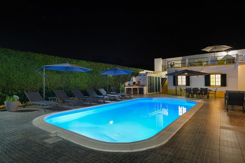 Night, Pool view, Swimming pool, sunbed