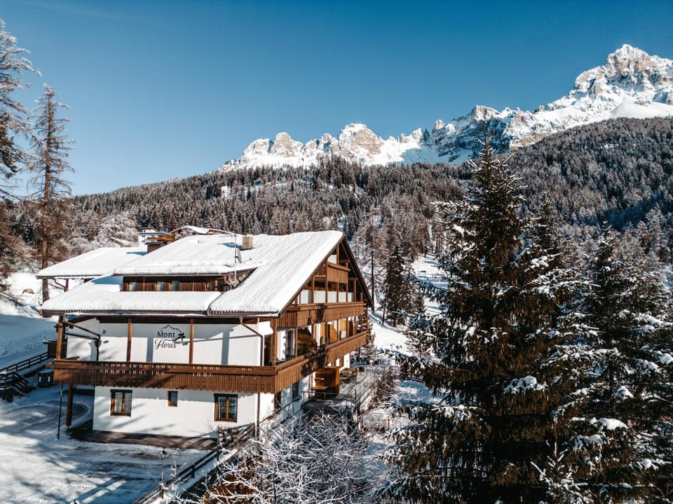 Hotel Mont Floris Obereggen Hotel in Trentino-South Tyrol