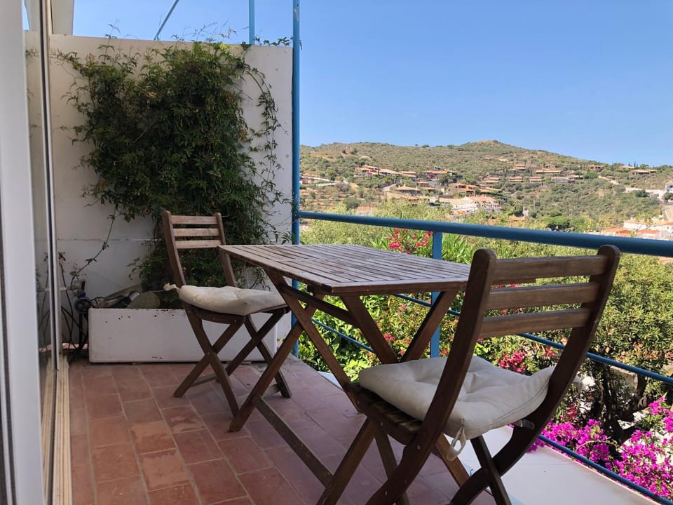 Balcony/Terrace, Mountain view