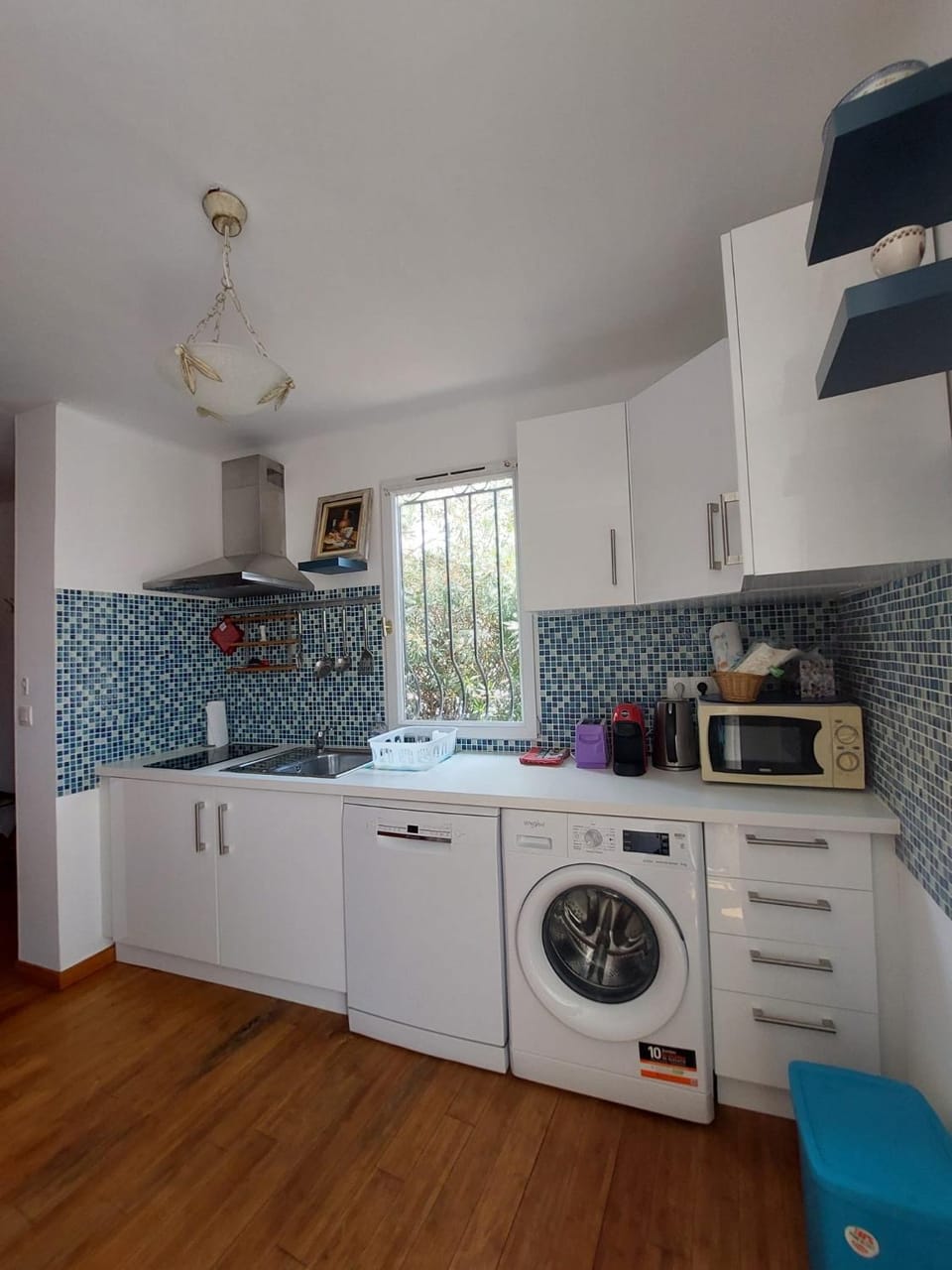 Sea view front beach apartment deluxe near Nice airport Apartment in Cagnes-sur-Mer