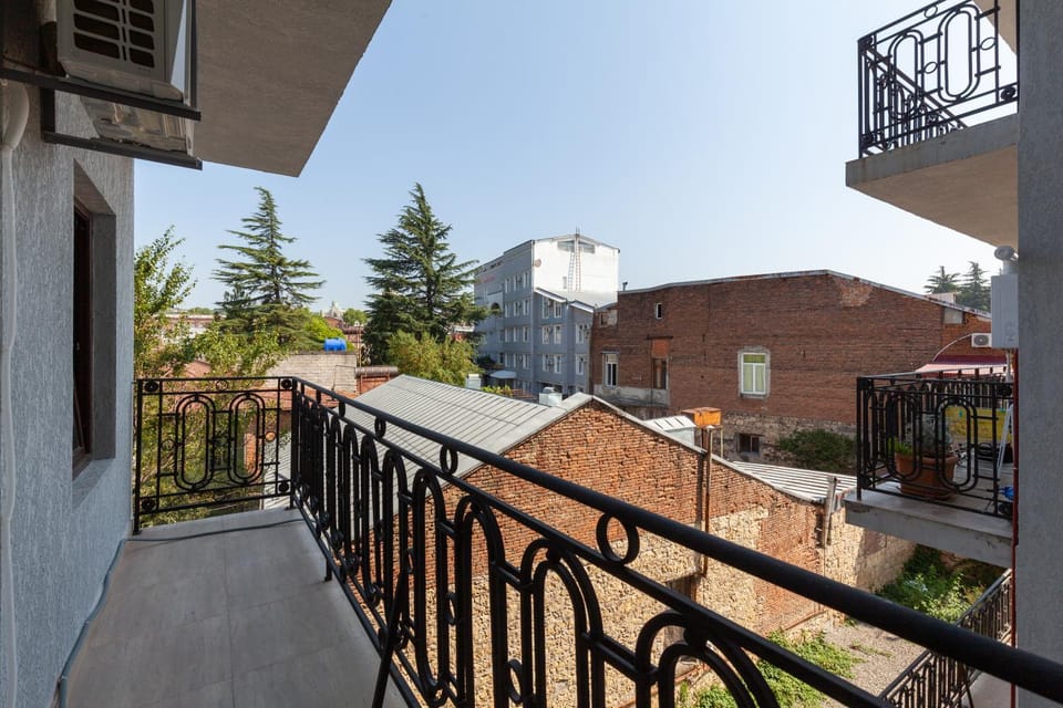 Balcony/Terrace, City view