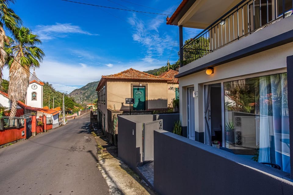 Property building, Balcony/Terrace