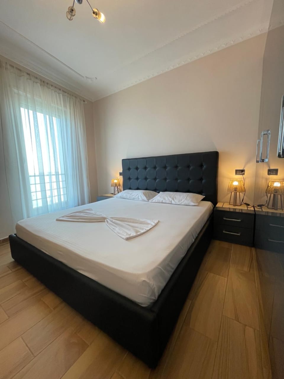 Bed, Photo of the whole room, Bedroom, Sea view, towels