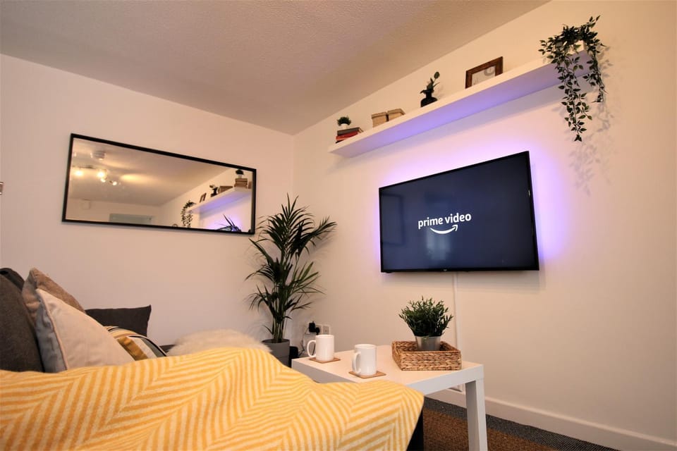 TV and multimedia, Living room, Seating area