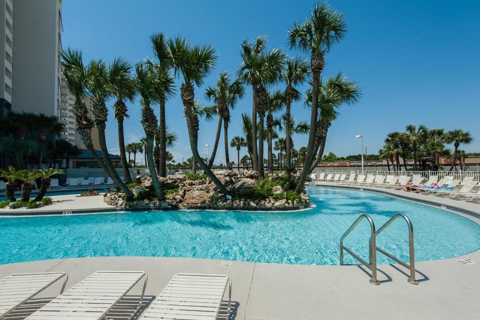 Long Beach Resort 2-201 House in Long Beach