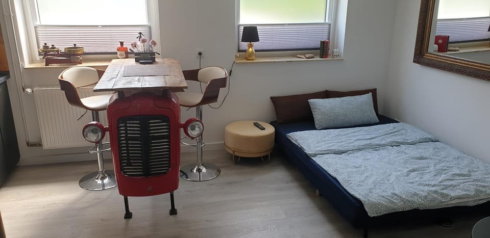 Bed, Living room, Dining area