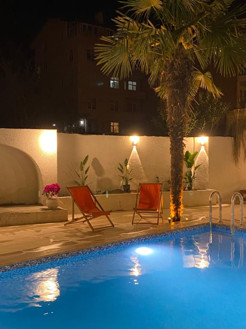 Night, Pool view, Swimming pool, sunbed