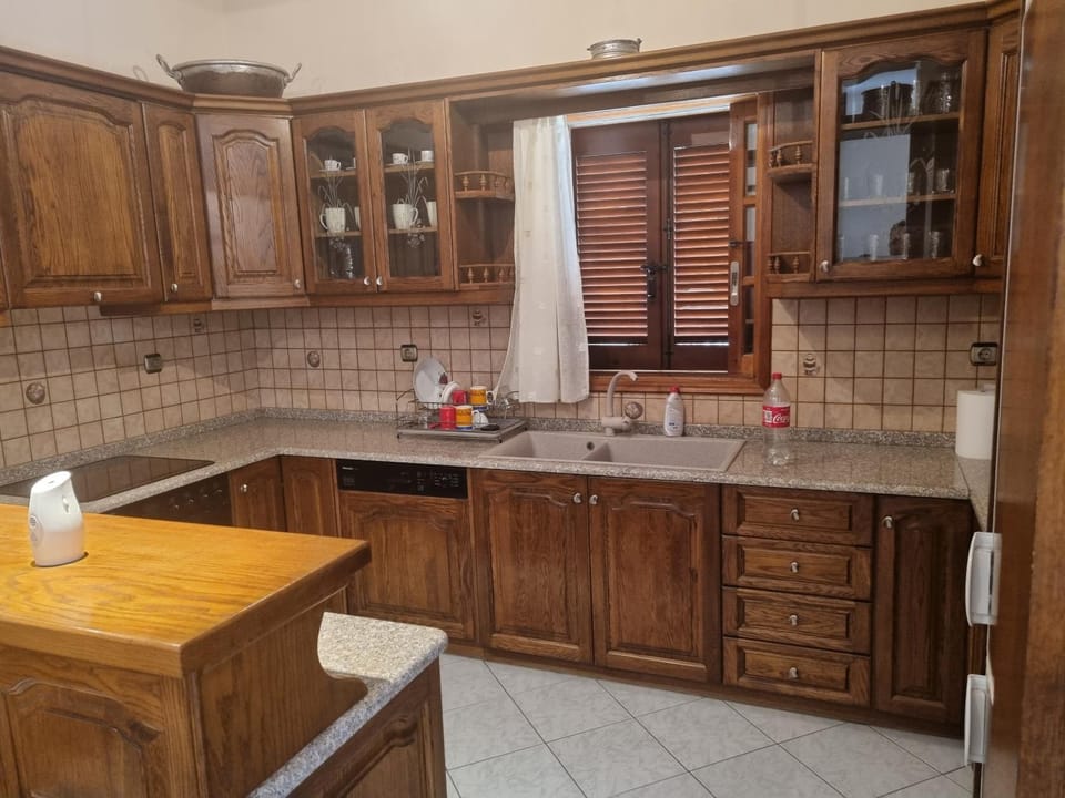 Apartment Theodoros Apartment in Leonidio