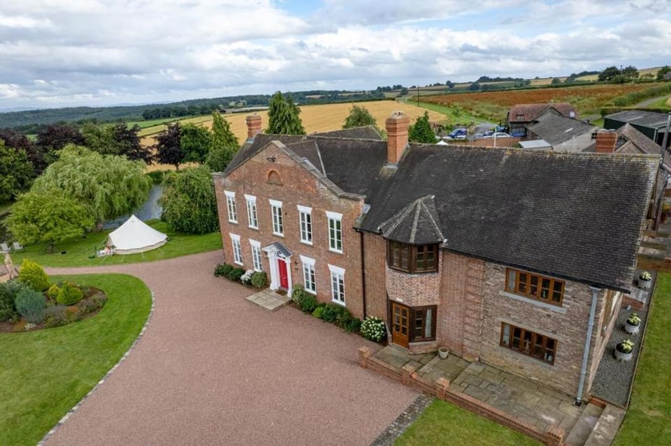 Winsley Park Farm Bed and Breakfast in Wales