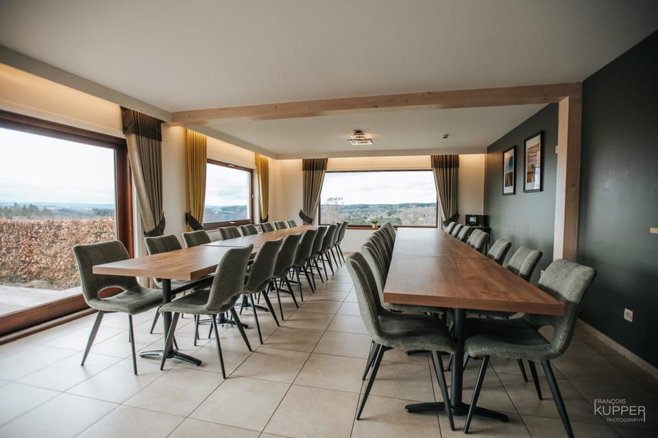 L'Aurore des Hautes Fagnes 30 pers- Malmedy, vue exceptionnelle, wellness House in Wallonia, Belgium