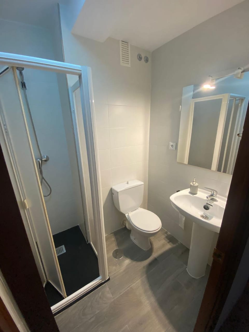 Apartamento céntrico con vistas y cerca de playa Apartment in O Eume