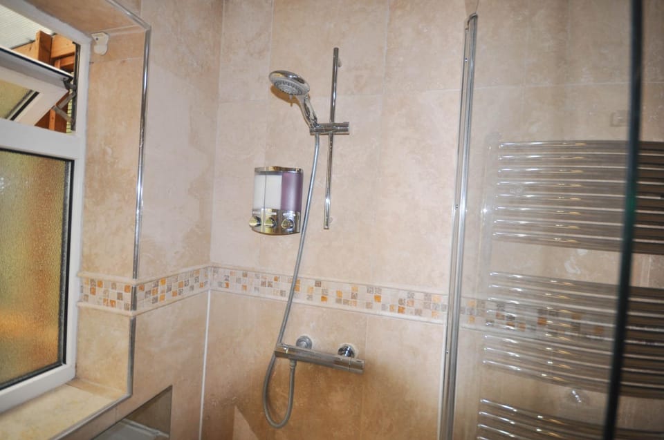 Shower, Bathroom, Bath